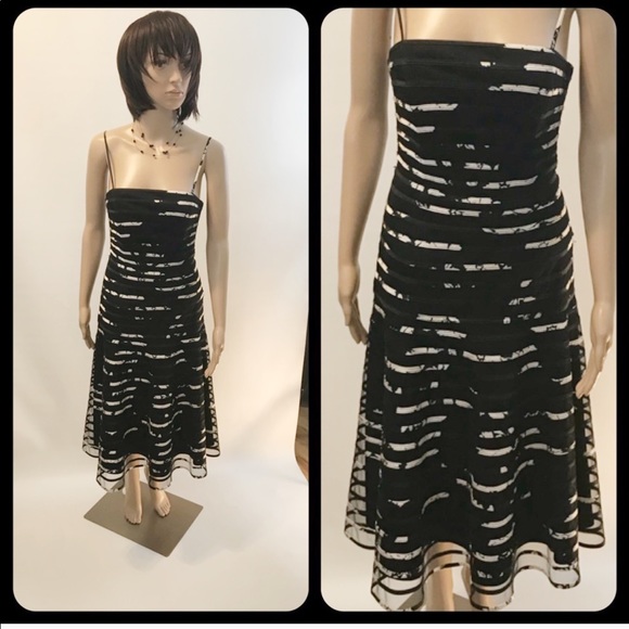 JS Collection Dress - Picture 3 of 7